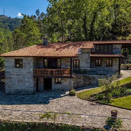 Casa Da Cerca Ferienhaus Parada de Bouro